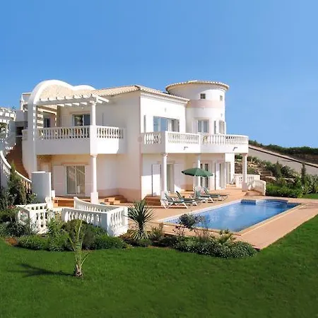 Quinta Da Floresta – Santo António Villas, Golf&spa