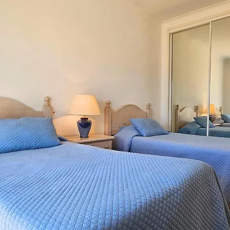 Üdülőközpont Quinta Da Floresta - Santo Antonio Villas, Golf & 4*