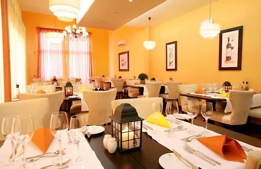 キンタ ダ フロレスタ サント アントーニオ ゴルフ＆スパ リゾート ブデンス