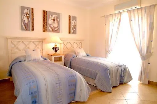 キンタ ダ フロレスタ サント アントーニオ ゴルフ＆スパ リゾート ブデンス