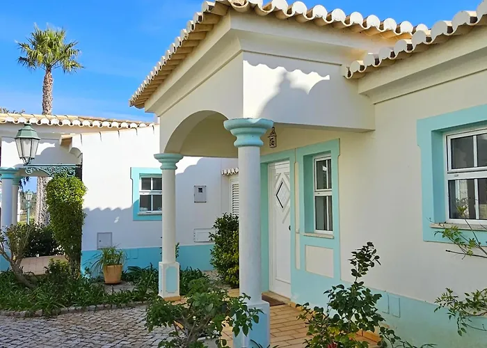 リゾート キンタ ダ フロレスタ サント アントーニオ ゴルフ＆スパ ブデンス