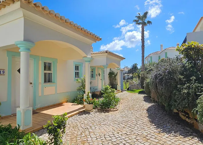 キンタ ダ フロレスタ サント アントーニオ ゴルフ＆スパ リゾート