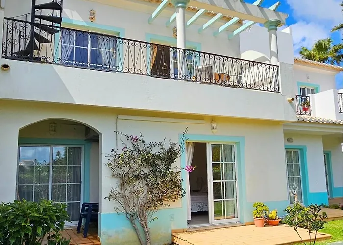 キンタ ダ フロレスタ サント アントーニオ ゴルフ＆スパ リゾート