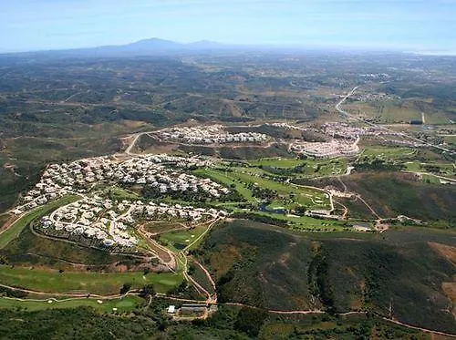 キンタ ダ フロレスタ サント アントーニオ ゴルフ＆スパ 4* ブデンス