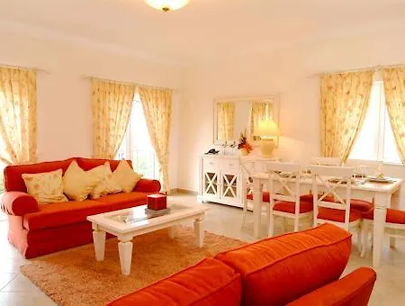 Quinta Da Floresta - Santo Antonio Villas, Golf & 4*