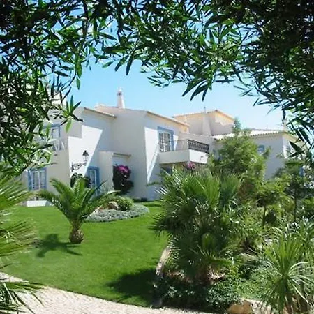 Quinta Da Floresta - Santo Antonio Villas, Golf & 4*